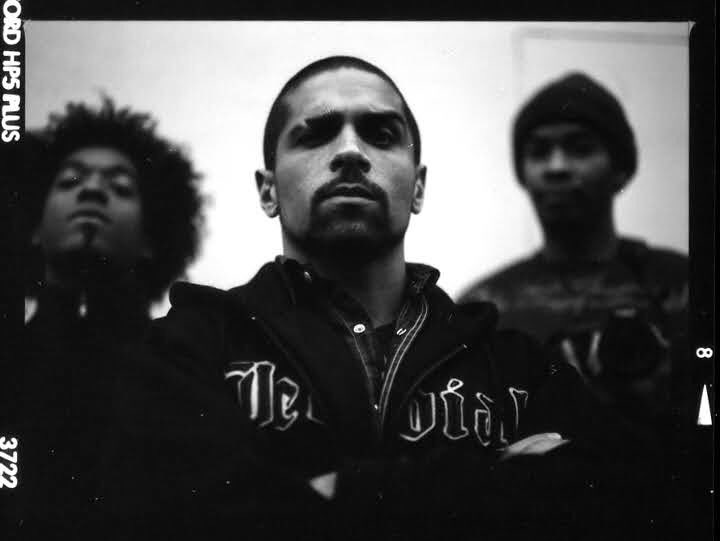 mrjmedeiros's tweet photo. Good afternoon from 2006 2nd generation Rawkus era @theprocussions #backtothefuture #theprocussions #mrjmedeiros #rawkus “5 Sparrows for 2 Cents” days. https://t.co/SYboTiv61h