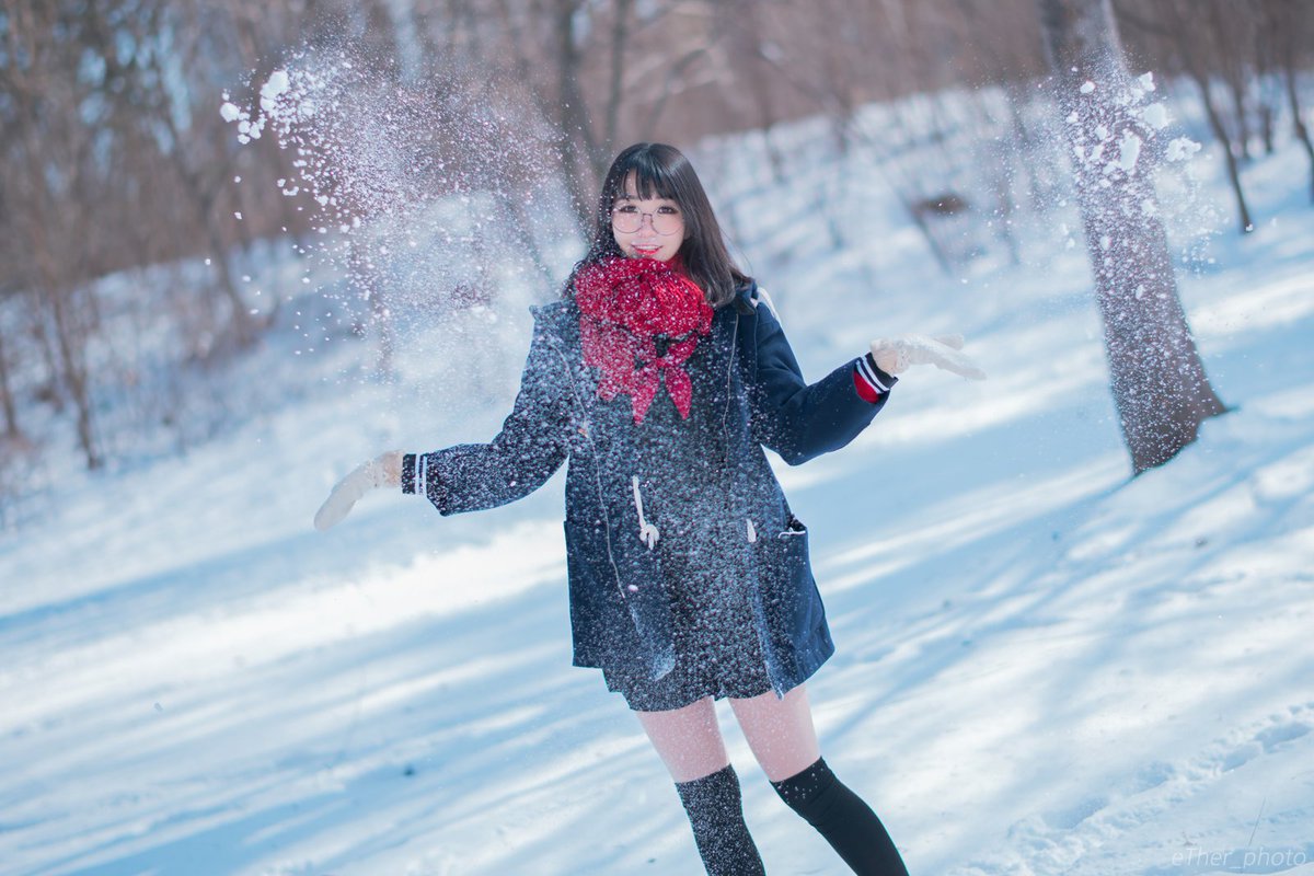 ether_photo's tweet photo. 하얀 눈밭의 곰돌이
갸니갸니 - 4계절 세라복 프로젝트
M by @Gyani_cos
(1/3)
#컨셉사진, #concept, #설경, #겨울, #Winter, #Snow, #Portrait, #4계절세라복, #Sailorfuku, #Uniform, #School, #니콘, #58N, #雪 https://t.co/V7PUWGqNXM