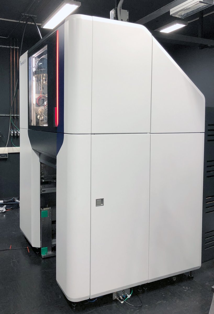 SPECS_GmbH's tweet photo. University of Padua receives the first Near Ambient Pressure XPS instrument in Italy. Despite the ups and downs caused by the pandemic situation we were able to successfully install the system in their lab and give basic trainings. https://t.co/JYJTwMyAjL #SPECSNano #SPECSSurface https://t.co/VfBo1oIXu2