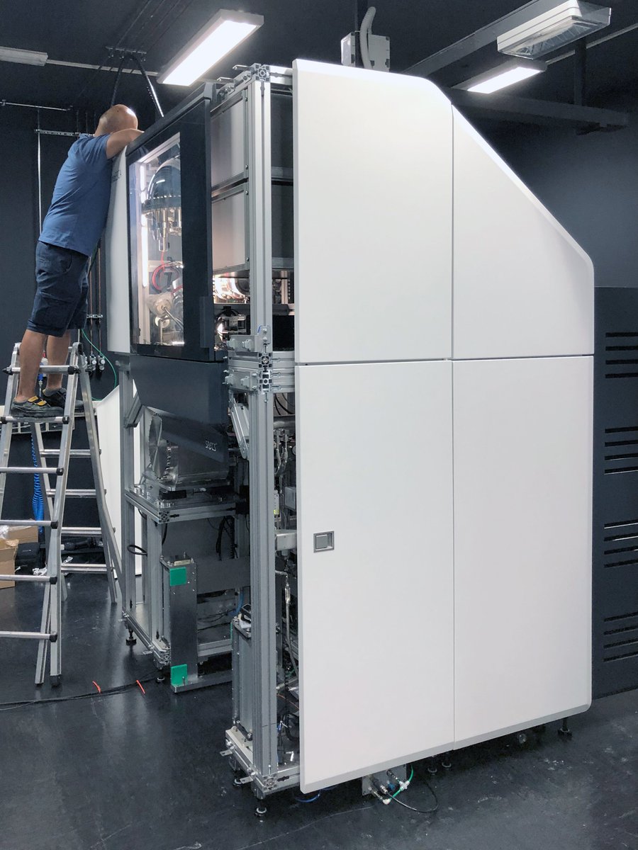 SPECS_GmbH's tweet photo. University of Padua receives the first Near Ambient Pressure XPS instrument in Italy. Despite the ups and downs caused by the pandemic situation we were able to successfully install the system in their lab and give basic trainings. https://t.co/JYJTwMyAjL #SPECSNano #SPECSSurface https://t.co/VfBo1oIXu2