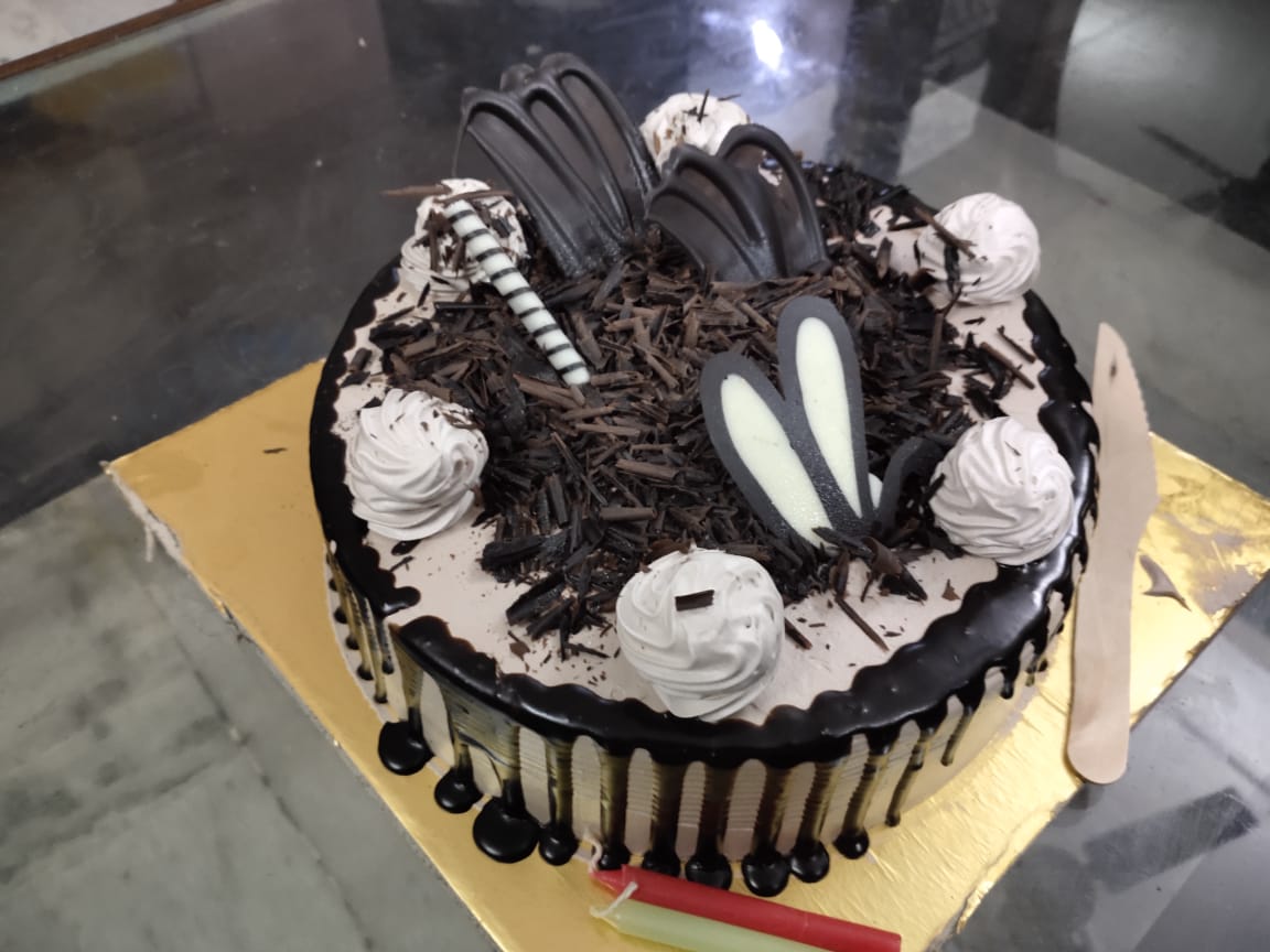 logimetrix's tweet image. Happy Faces!Celebrations!Gifts! Hopes! Love! Bonding!
The Team #Logimetrix
Cherish the good times and the timeless memories made with friends and family.

#celebrating  #birthday #happy #party #friends #family #life  #years   #work #grateful #workcelebration #employeeappreciation