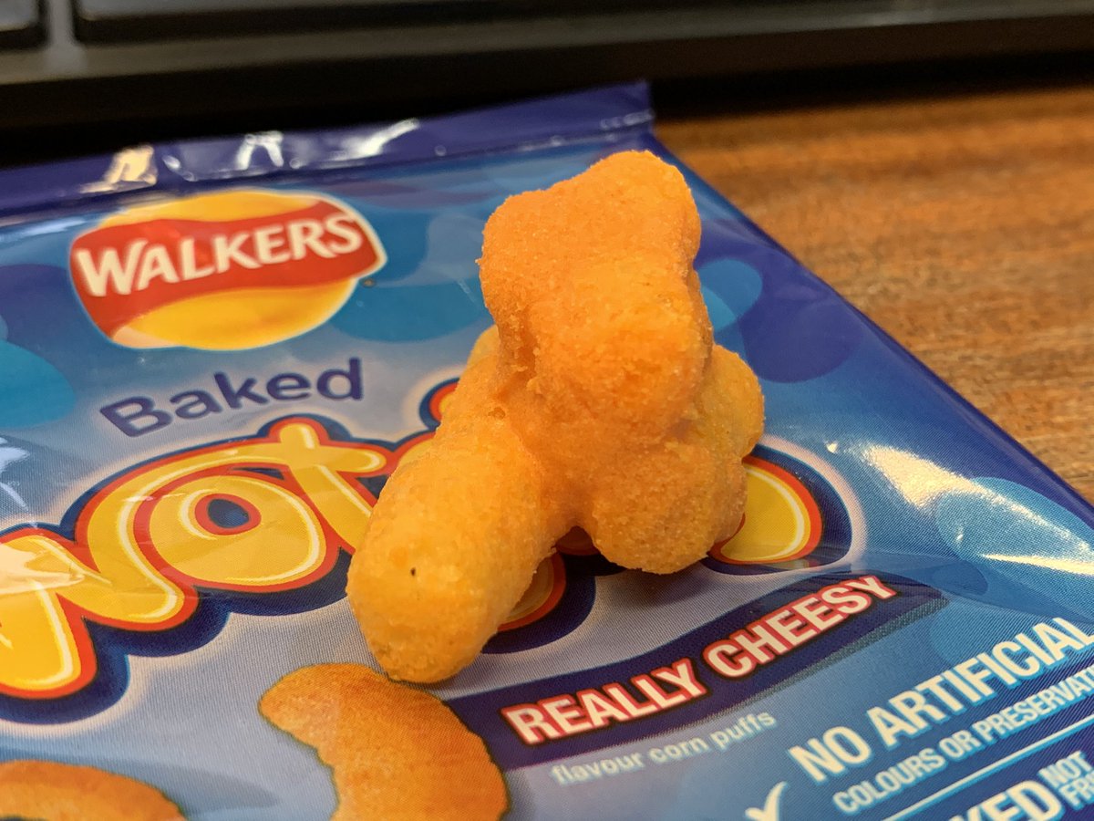 Sarah_Poloz's tweet photo. @walkers_crisps look at this cheesy monster! Always makes me laugh finding these conglomerations of cheese 🧀 😂 https://t.co/0NYlV7bCSP