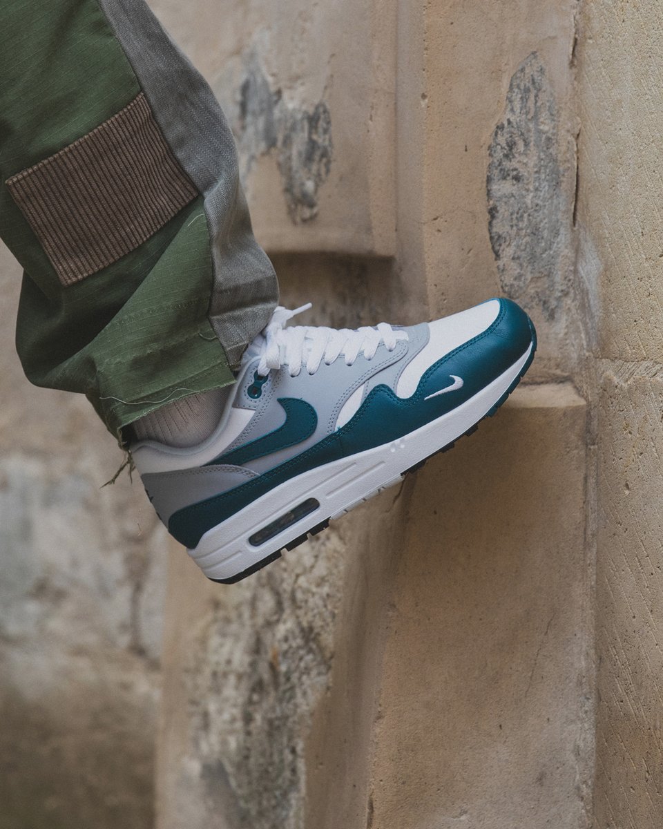 air max 1 lv8 teal green