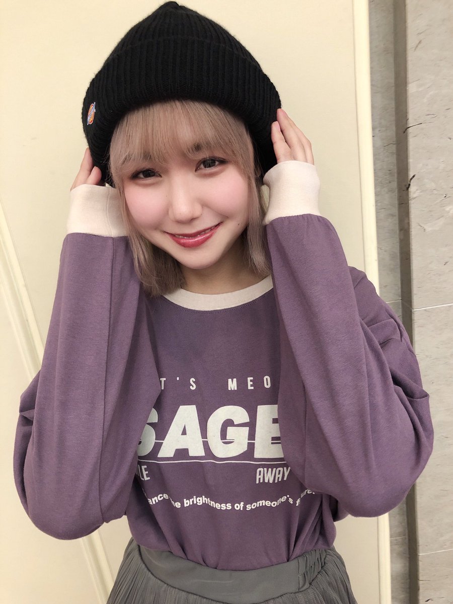 兵頭 葵 ピンクゴールドの髪の毛になりました オンラインお話し会 Stu48