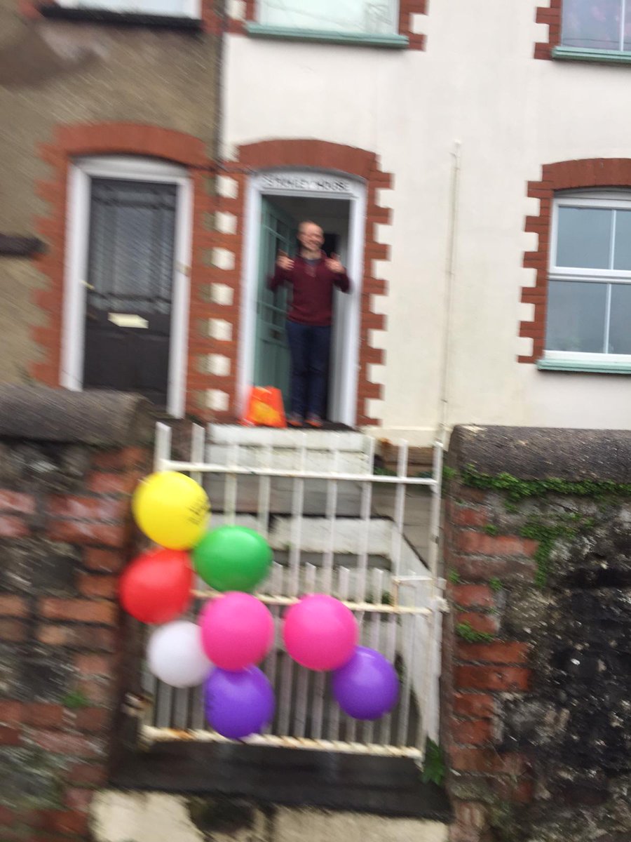 BenAndrew2's tweet photo. @felixwhite. Terribly blurred double thumbs up lockdown, distanced 30th birthday photo. Top present - tickets to the live show of course! https://t.co/yMAGtLT0QN
