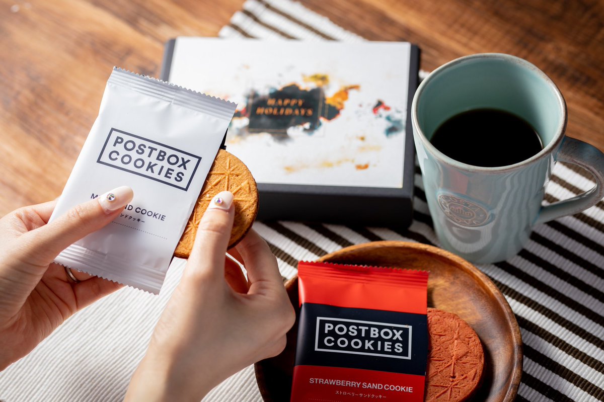 pdp_kandou's tweet image. 「#サンジョルディフラワーズザ・デコレーター」は、#株式会社BAKE が手掛ける「#POSTBOXCOOKIES」とコラボレーションした、#クッキー に #ドライフラワー を添えたギフト販売中！
もうすぐ訪れる”#バレンタイン”に花やスイーツで気持ちを届けるギフトはいかがですか？
saintjordiflowers.com/event/postbox-…