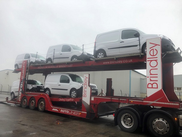ContraflowLtd's tweet photo. 5 new Nissan NV250 vans have arrived today these will be added to the Contraflow fleet after they have been liveried on Monday https://t.co/WQkZBjogxV