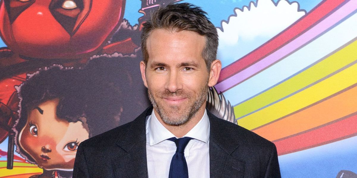 digitalspy's tweet photo. Deadpool's Ryan Reynolds lines up new Snapchat series #RyanDoesntKnow:

https://t.co/LI2BsqP1Ih https://t.co/z5rfmlXAnQ