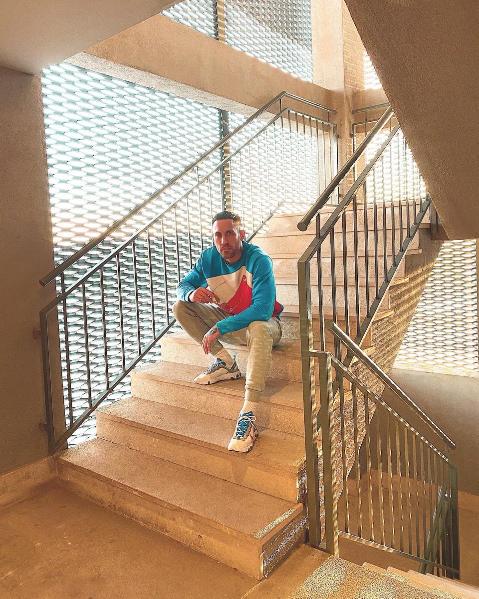 rubenthrax's tweet photo. TÍRAME LOCATION📍
#freedom #lifestyle #malinfluencer #streetwear #valencia #apuntaalto https://t.co/tqS8plEua3
