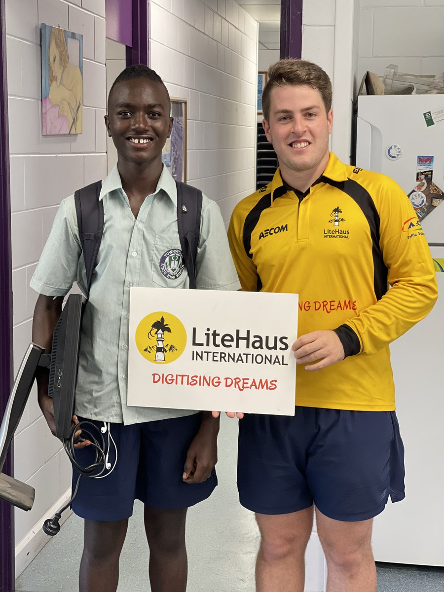 LiteHausIntl's tweet photo. First day back at school was made extra special for these students at Townsville SHS. Thanks to @ErgonEnergy, we provided 25 future leaders with their own personal digital device. These are the first of 100 devices that we are deploying across regional QLD over the next week. https://t.co/nXgvl2fTNT