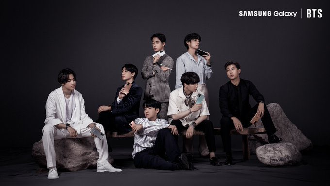jhoprs's tweet image. parecem até fotos de capa de revista mas é só o bts promovendo a Samsung