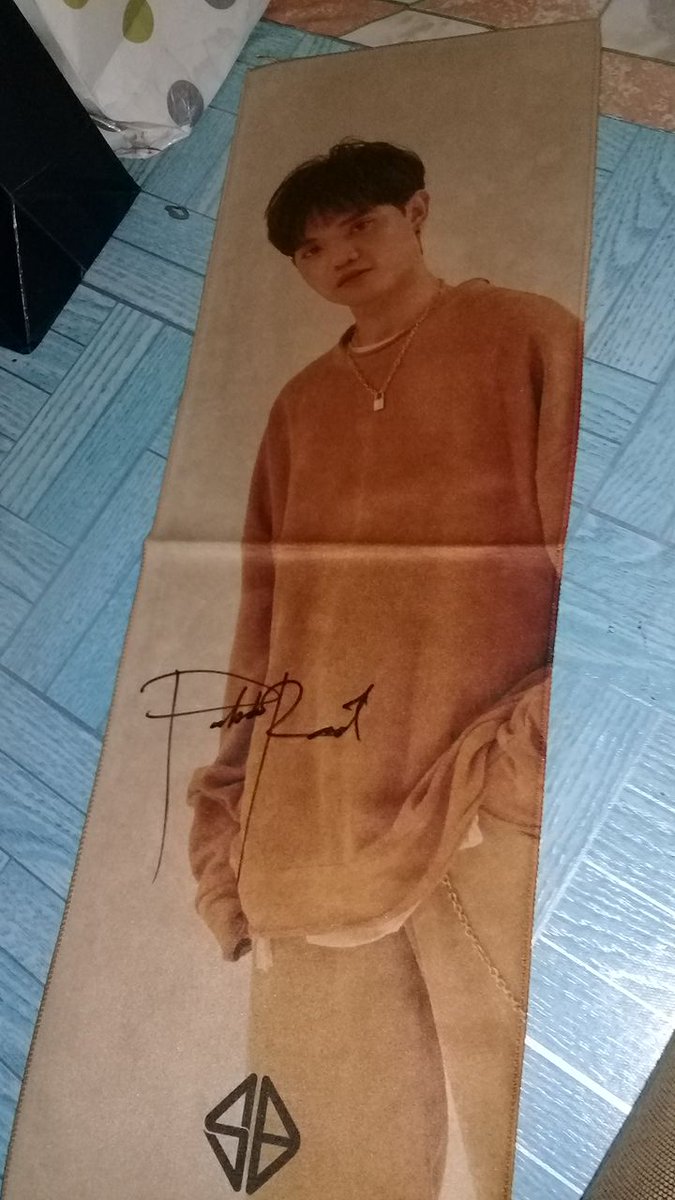 showandSTELL's tweet photo. Pablo in my area 🤧🥰 Signed cloth banner eeeeyy💜🔥 

@imszmc Pablo R??? Ano yun pinuno 🤧

REQUEST @SB19Official @MTV #FridayLivestream

#SB19Memeories
#SB19GITZiTunesPHTop1 https://t.co/sPXqudUd5t