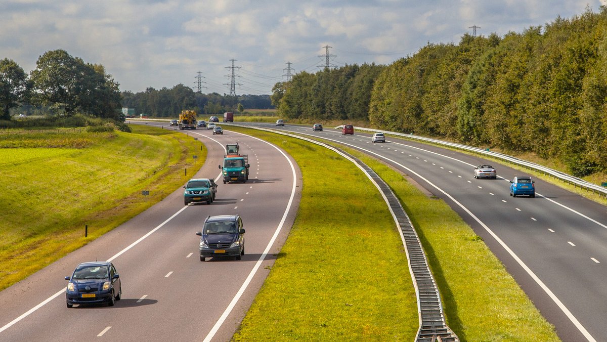 Nu betaal je nog bpm bij de aanschaf van een nieuwe auto. Maar blijft dat zo? @stasVijlbrief vertelt bij <a href="/NPORadio1/">NPO Radio 1</a>  welke ideeën hij heeft om de autobelastingen aan te passen.

Luister het hier terug: nporadio1.nl/spraakmakers/o…