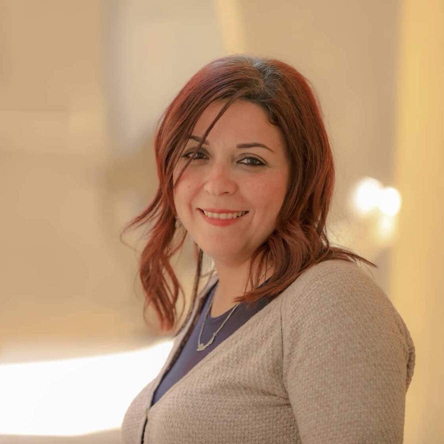 Unjustly jailed  #journalist &  #HumanRights defender Esraa Abdelfattah suffered a hemorrhage in prison, but officials claim she's in good health. Sign to call on  @AlSisiOfficial to release her now and drop bogus terrorism charges against her   http://amn.st/6013Hby8W&nbsp;