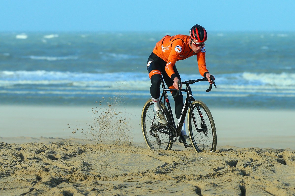 It's coming close 🤩
Another day at the beach 🌊

📷 Photopress.be
#WKOostende #Ostend2021