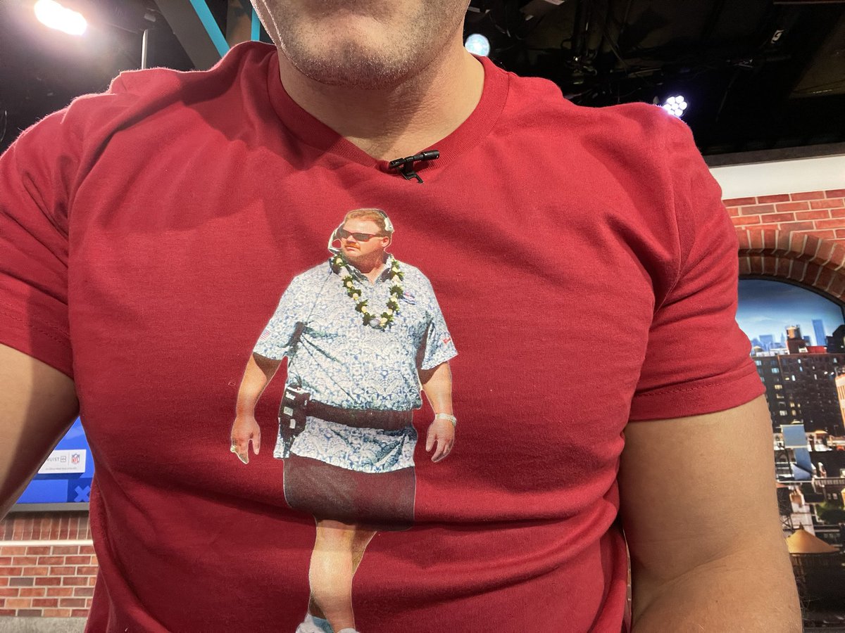 Rolling with Big Red today on <a href="/gmfb/">Good Morning Football</a> 

Get in here <a href="/nflnetwork/">NFL Network</a>