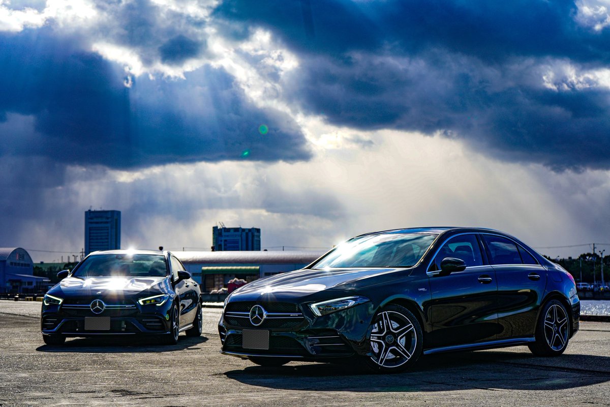 MercedesAMG_A35's tweet photo. 今日は、爆風の中CLA35amgオーナーのケイさんと並べて撮らせて頂きました✌️

また宜しくお願いします😌
@waikei_yzfr6
#カメラペーペー
#MercedesBenz
#MercedesAMG 
#CLA35amg
#A35amg 
#Sony
#α7III 
#車好きと繋がりたい 
#カメラ好きな人と繫がりたい https://t.co/TWEnIR21K0