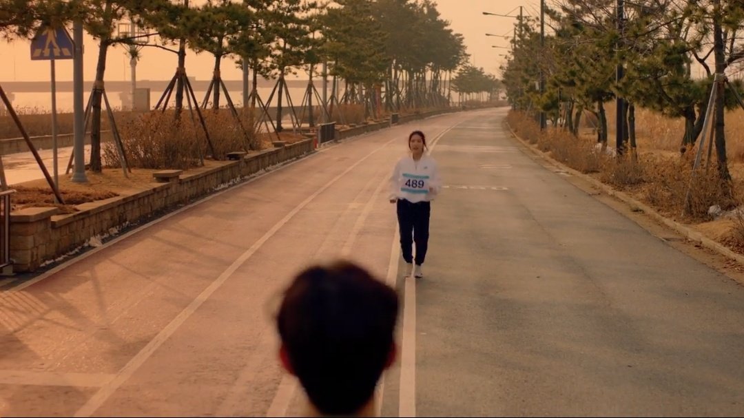 how gyeommi defining each other as the finish line in their marathon of life. They have now finally become each other purpose to get through the journey. Adding the parallel scene from ep 2 with this part makes ep 14 ending such a wholesome one  #RunOnEp14  #RunOn