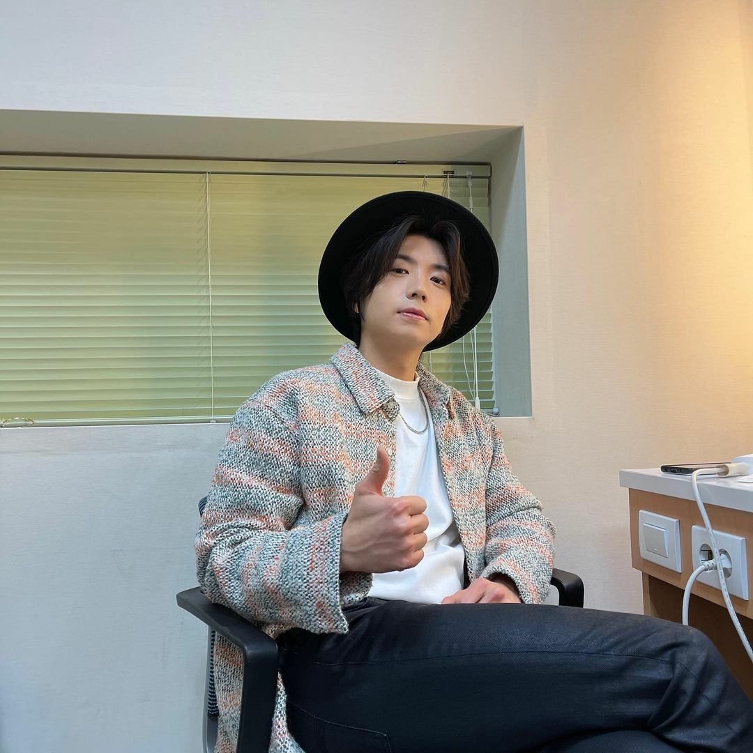 2pmalways's tweet photo. [2PM IG]
Can't believe Wooyoung will be on I Can See Your Voice every week,,💙

#Legend #ICanSeeYourVoiceWooyoung🐣
#ThinkingToSeeYouEveryWeek #AlreadyHappy♪(´▽｀)
https://t.co/vtyt6Cbexo https://t.co/3XWcTX645j