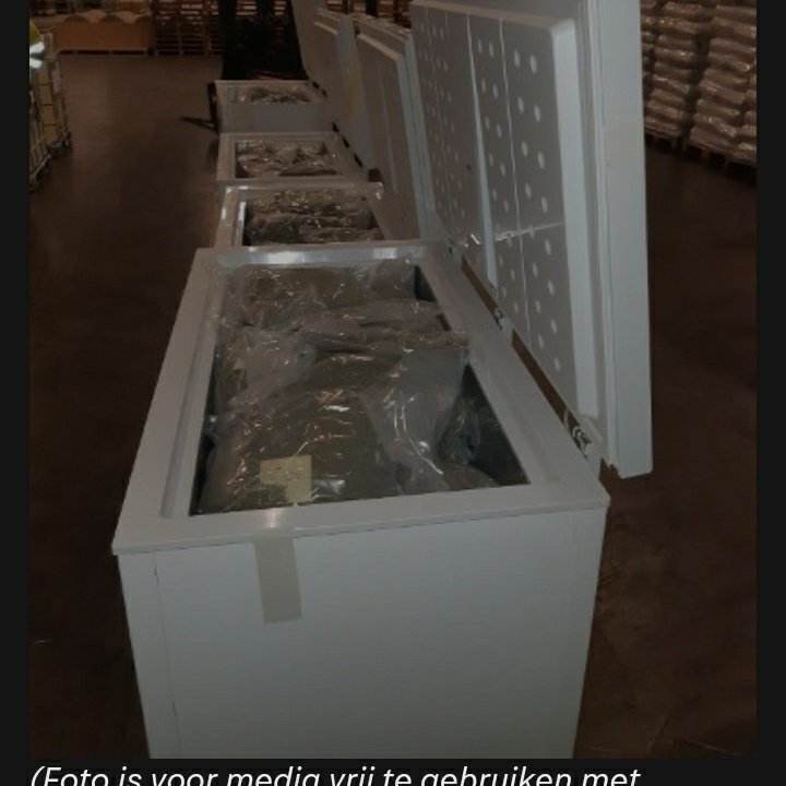 87 kilo hennep in vrieskisten aangetroffen bij een transportbedrijf in #Venlo...