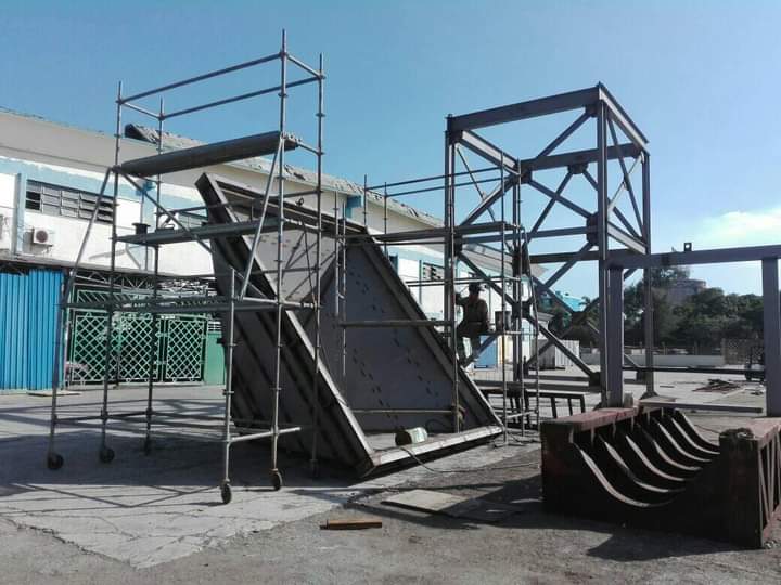 MarzoWilfredo's tweet photo. Nuestra empresa SEPOC, trabaja en su perfeccionamiento  productivo, para lo cual adquiere una nueva Tolva construida por la Empresa ASTICAR, la cual permitirá acelerar los procesos de descarga de los barcos de graneles. #MITRANS #GEMAR #SEPOC #SISEPUEDE #SomosContinuidad https://t.co/yzA4f47KlV