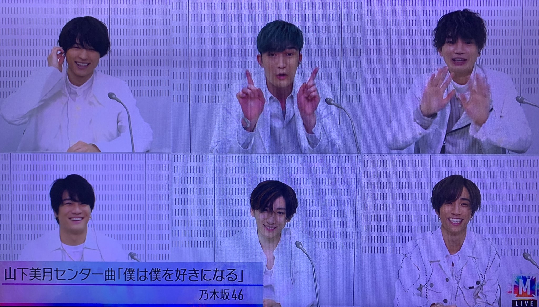 𝐫𝐢𝐫𝐢 自分達からパクリ疑惑に触れるとはwww てかジェシーそれキレてないっすよ だよ Mステ 僕が僕じゃないみたいだ 僕は僕を好きになる T Co Mafg6nxtc3 Twitter