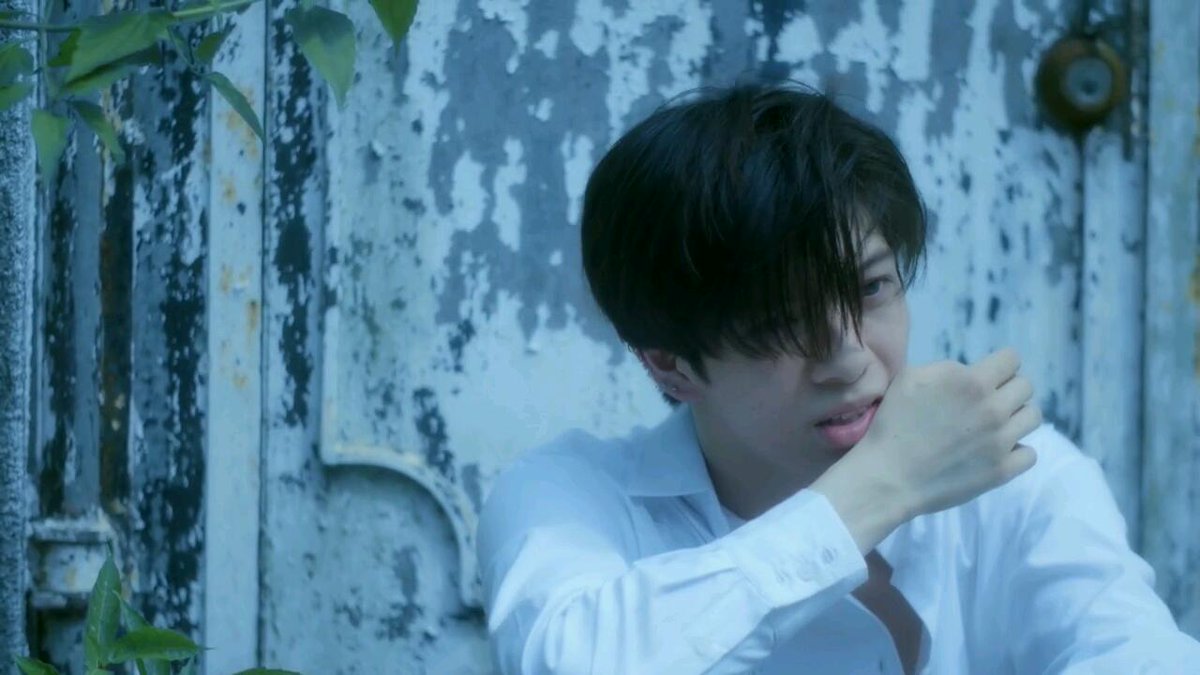 NATEholics's tweet photo. we've been with you since dance kids days &amp; this moment still feel so surreal, u already debuted our king, and u never fail to amaze us, from dancing, singing, &amp; rapping, you slayed in everything, and we're proud of u @ofcbgyo_nate!

BGYO THE LIGHT DEBUT
#BGYOBeTheLight @bgyo_ph https://t.co/yJRiwtFQeE