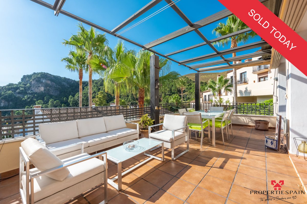 Always striving 💪🏼 our best for our clients both when 🎯 buying and 🎯 selling a property 🏠.

📞 +34 952 85 54 89
✉️ info@propertiespain.com
💻 propertiespain.com

#Propertiespain #SOLD #Benahavis #property #apartment