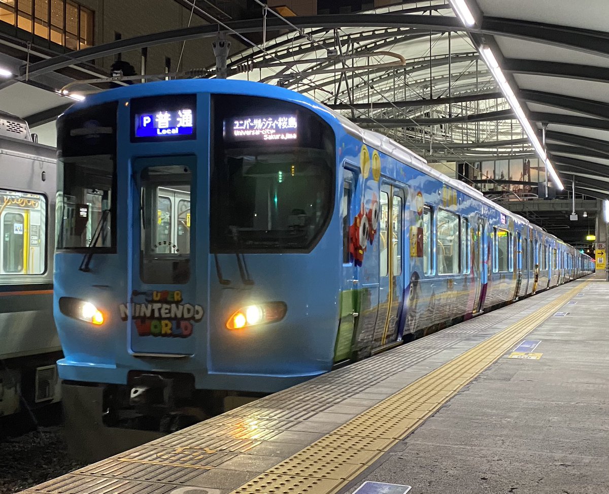大阪環状線323系LS15編成 SUPER NINTENDO WORLDラッピング電車 大阪は
