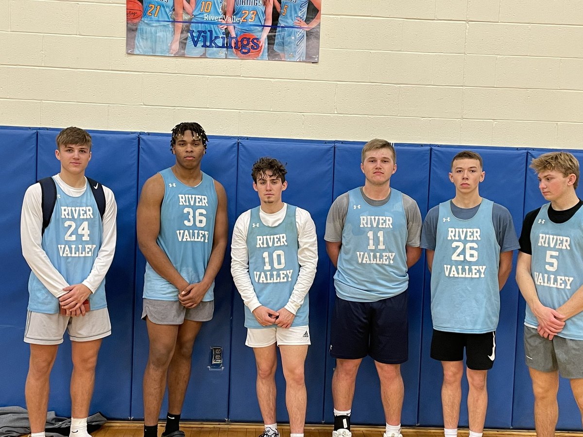 RVHS Boys BBall tweet media