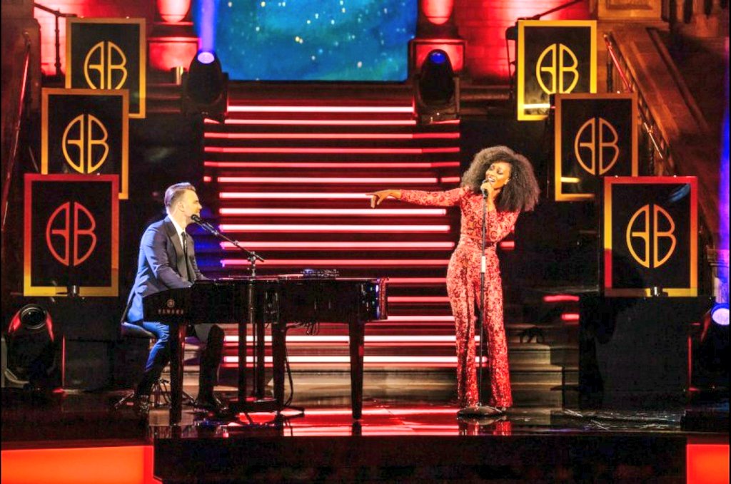Normsi2's tweet photo. @GaryBarlow @Beverleyknight Ok G ...
#EnoughIsEnough with these #CroonerClues ☺😋
#TheCroonerSessions
TONIGHT!
Great that
#BeverleyKnight 
#MadeItBack!
❤🎙🎹🎙❤ https://t.co/gqjdhLQdqu
