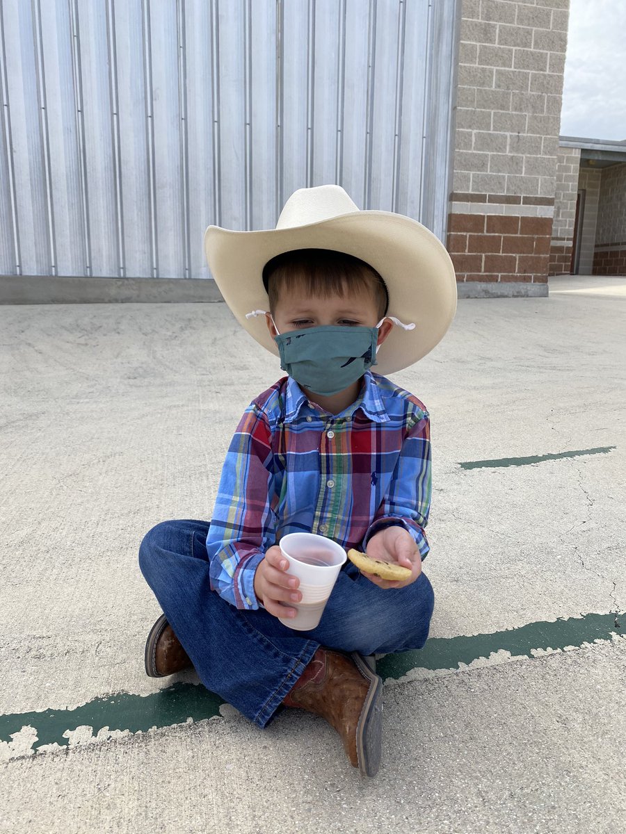 PotrancoMV's tweet photo. Pre-K Rodeo https://t.co/0H4RgQr8Zo