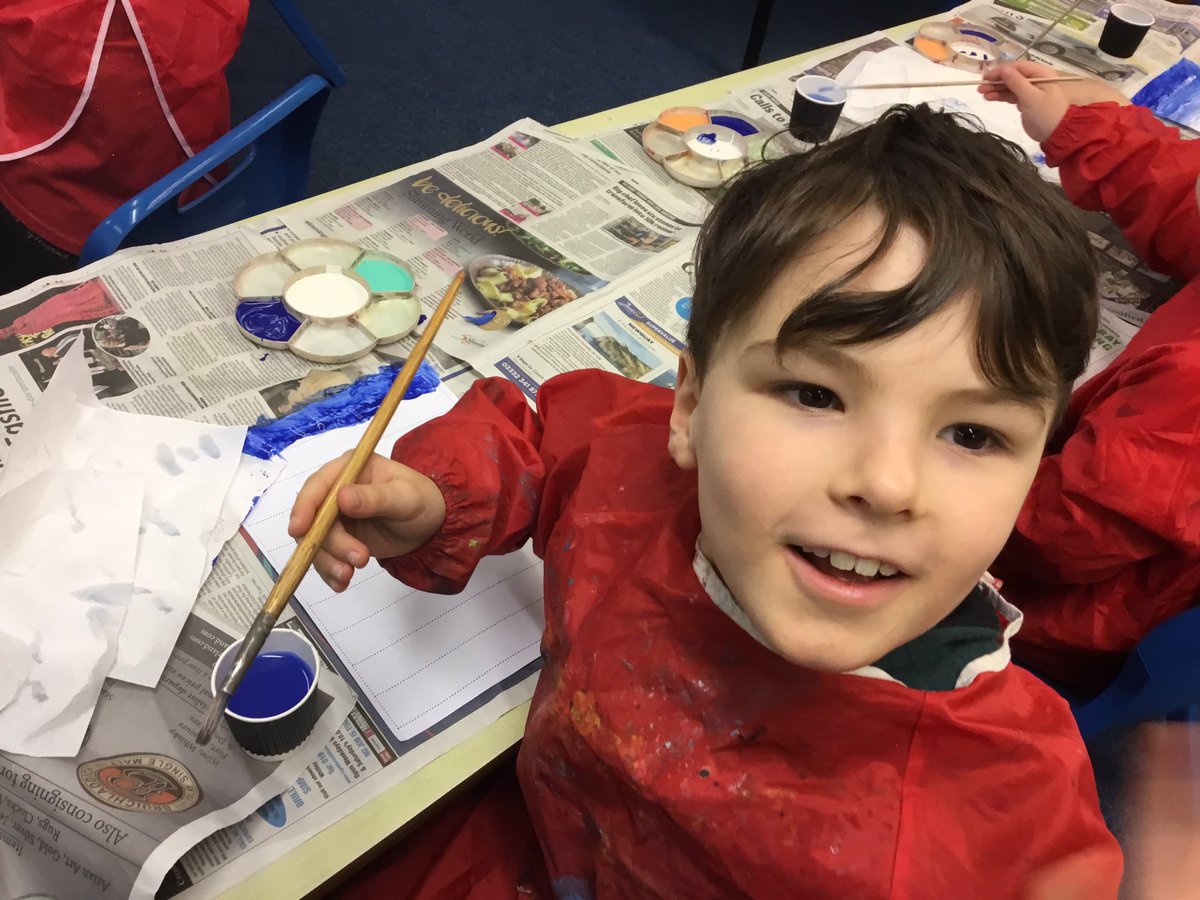 Hadrian_Park's tweet photo. 2B learning how to paint like Paul Klee using a new technique called tinting ๐จ best quotes were โI have made khaki green!โ and โwhatโs going to happen when I mix these... woah I made silver!โ ๐คฉ๐ #2BTurtles https://t.co/YwdTeuiJfn