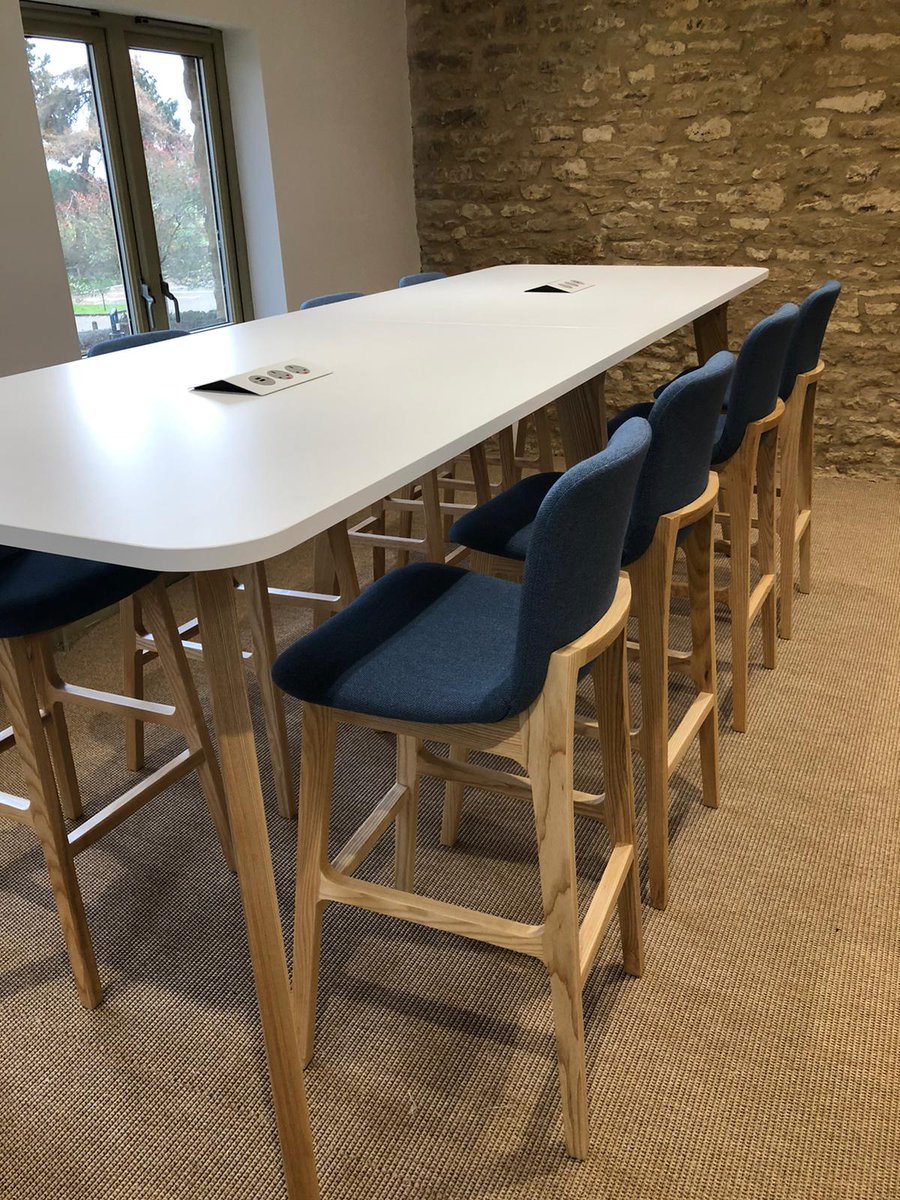 planetbusint's tweet photo. The pandemic has been tough but we've still been able to complete some fantastic jobs. Many of our clients have made use of the time without many people in the building to make improvements. Speak to us about our safe, contact free installations https://t.co/o6GsYSqpsc https://t.co/Yeif2P2ojc