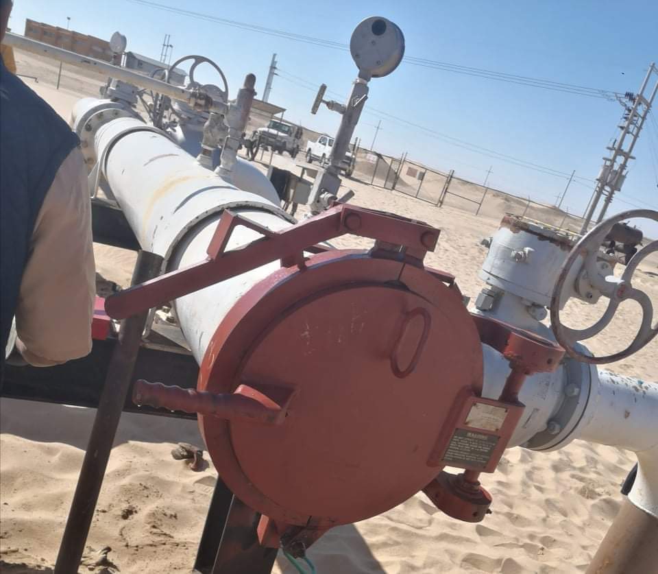 s_beneskined's tweet photo. #AGOCO Changed the door of oil launcher trap installed on (12 inches) oil pipe line between (GC-10) and (GC-09) by Pipe Line Section in #Messla Oil Field. https://t.co/K43SGdeFj3