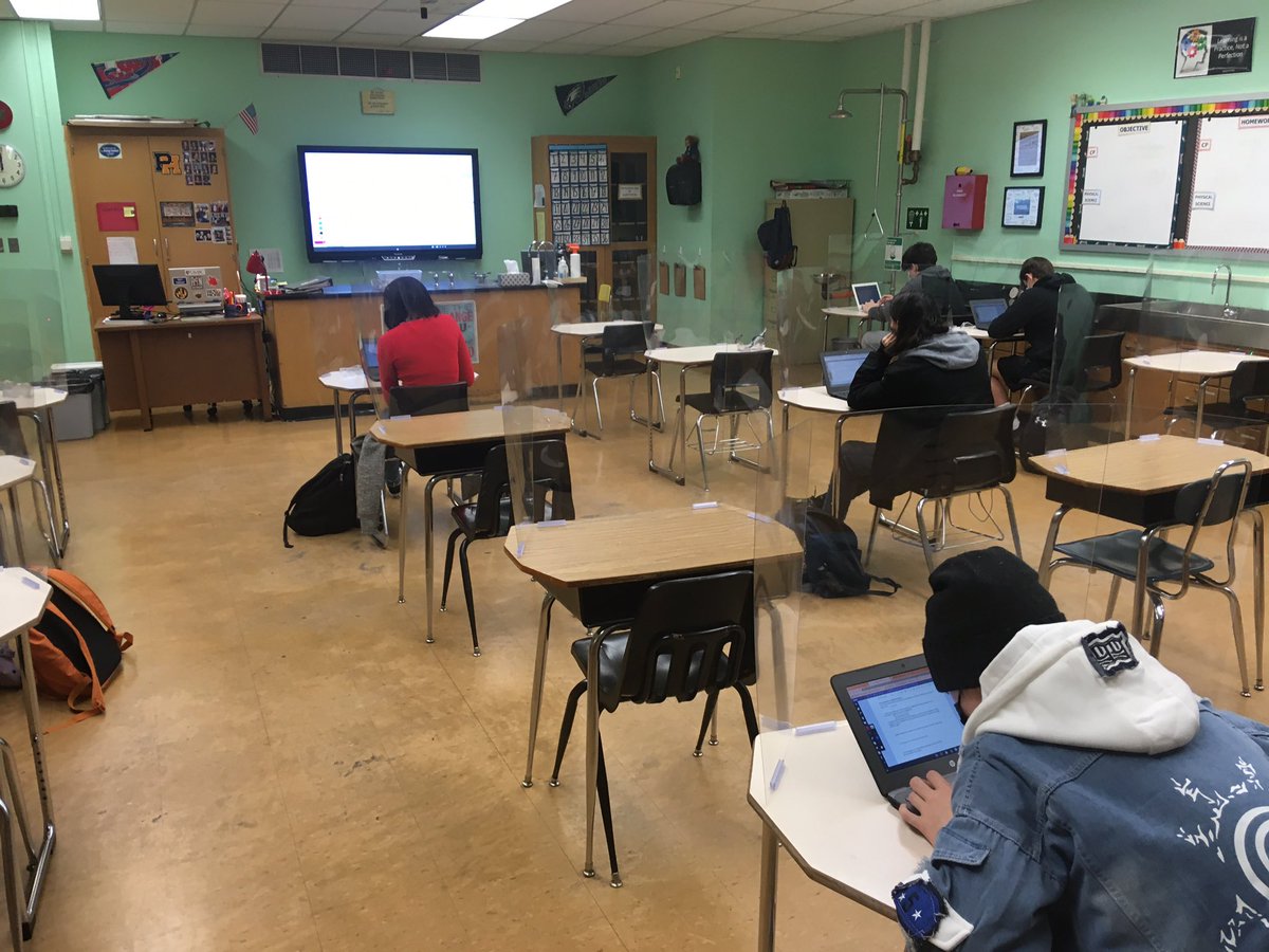 Ending the week and starting the new unit with excitement and engagement. We get it done in Biology. @IHSBucPride