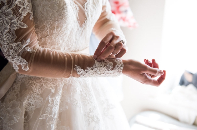 We ask <a href="/jessgracephoto/">Jessica Grace</a> – We’d love some outdoor shots of our winter wedding. Do you have any ideas of how we can get amazing pictures in any weather?
Find her expert advice at yoursurrey.wedding/wedding-news/1…