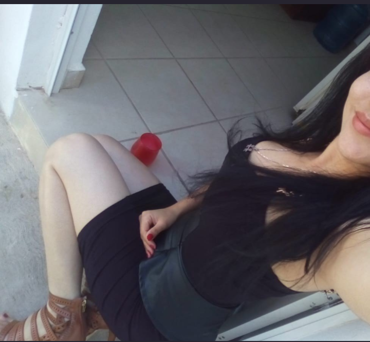 XavierZalasar's tweet photo. Que single viene aver ami esposa y coguerla riko el dia se hoy por la noche como se mira en la foto my hot wife https://t.co/4lIWr7IdQ8