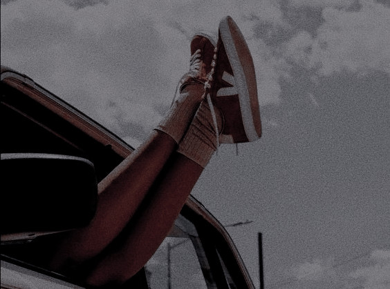 urimyungriu's tweet image. #yoonminau #howrude

jimin, basketbol takımının parlayan yıldızı yoongi'yle karşılaştığı her an sebebini bilmediği nefretiyle yüzleşmek zorunda kalıyordu.