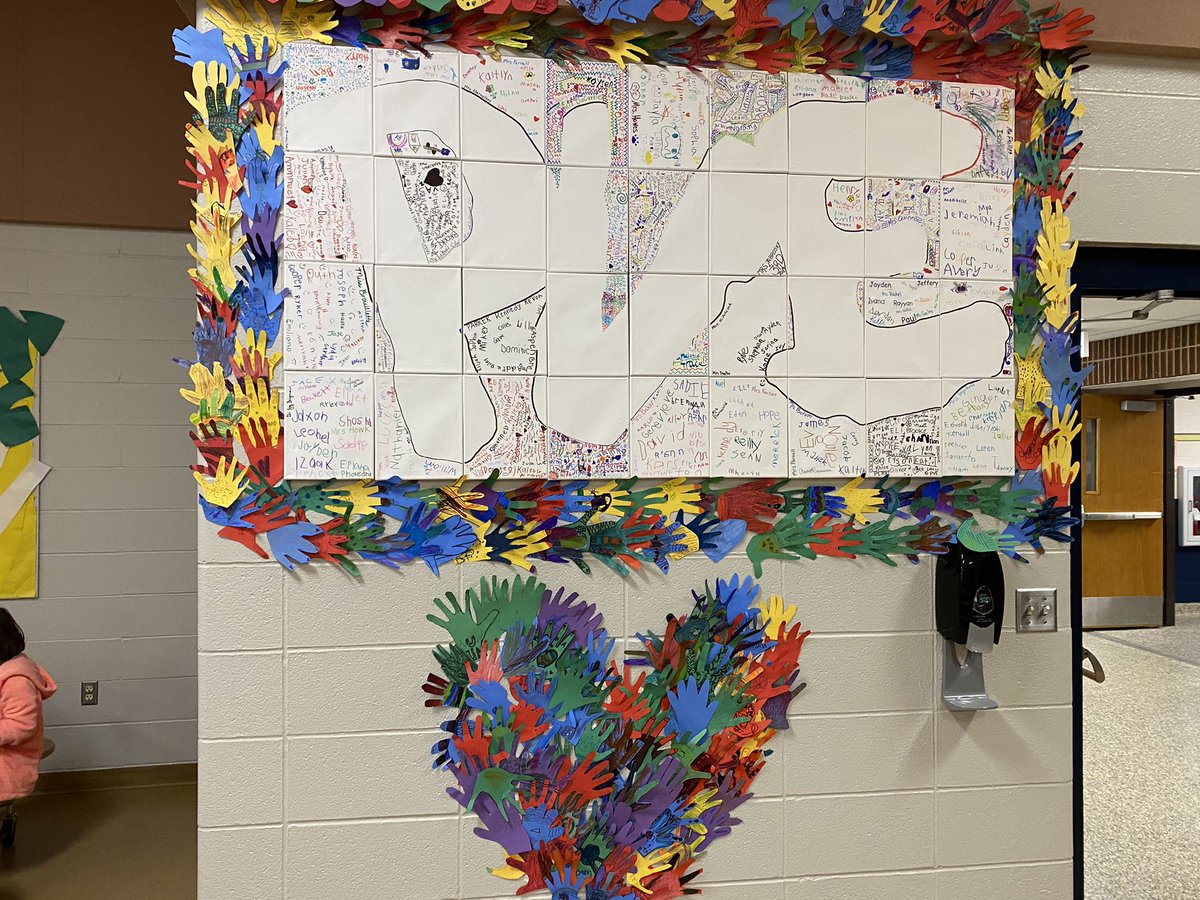 PrincipalPVE's tweet photo. Love how our January K-3rd grade Family Time project came out!!  @PVEJasonGross1 #pvelive https://t.co/paUalvvNCf