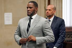 UPDATE: #RKelly lawyers have asked a judge in NYC to provide social media, employment and neighborhood information of potential jurors so they can explore whether any have "commented about the allegations or have social media connections with alleged victims or witnesses."