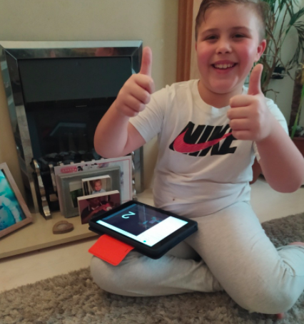 OAHobmoor's tweet photo. HOBMOOR HORIZONS
The recipient of the first Hobmoor Horizons IPAD is a very happy boy!
He got started on his work straight away.
I know that he will put it to good use and that his mum is very grateful
Miss Arthur
#oasishorizons #remotelearning #changinglivesonestepatatime https://t.co/3eF5CbQVgT