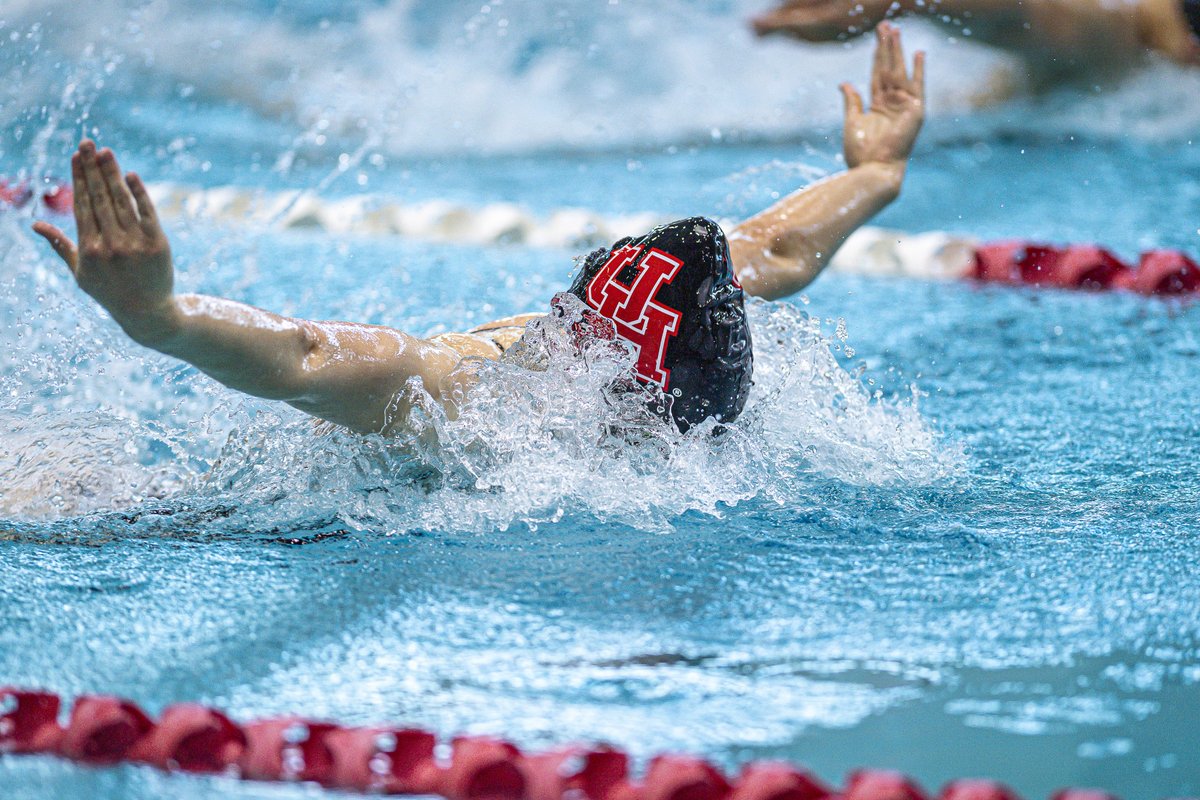UHCougarSwim's tweet photo. Our family just got bigger...𝐀𝐍𝐃 𝐁𝐄𝐓𝐓𝐄𝐑!

Wochomurka Inks 11 for 2021-22

READ: https://t.co/bJN6d3uKVb

🔴 Four Signees from the Greater Houston Area
🔴 One Polish Nationals qualifier
🔴 One Romanian Nationals Qualifier
🔴 Four signees from Europe

#GoCoogs https://t.co/QeRrfae9X3