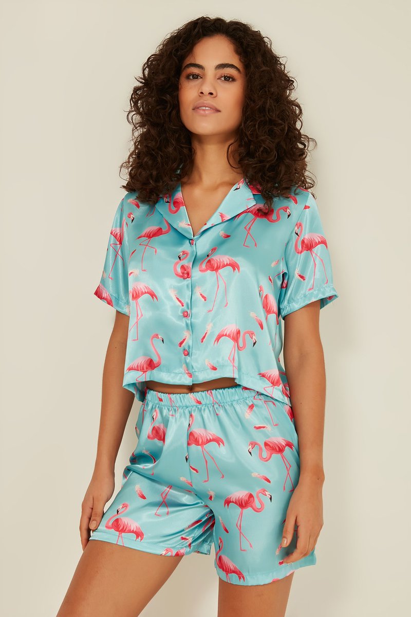 candcitycom's tweet photo. Saten Ev Giyim 'de %70'e Varan İndirimler 🦩 🤩🥳

Link : https://t.co/ANI7NReDWu

#ValentinesDay #saten #homewear #pijama #kendiniyenidenkesfet https://t.co/H8zH7GVNaZ
