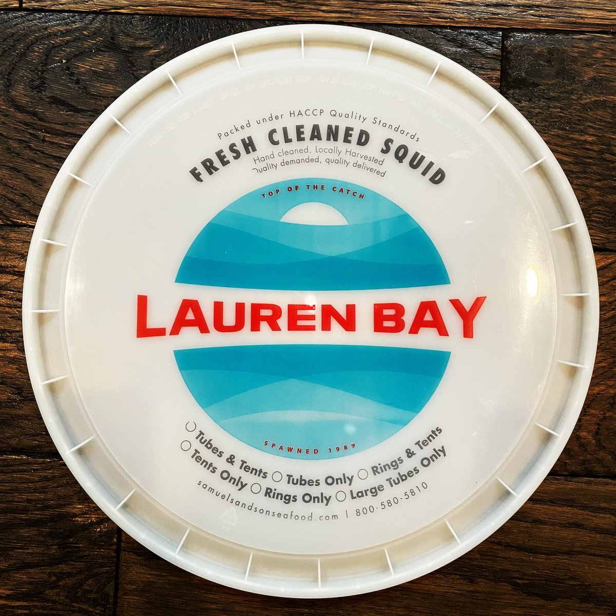 lbsquid's tweet photo. Best lid ever!! @SamuelsSeafood #LaurenBay #squid #topofthecatch 🦑 🌊 😍 https://t.co/KP9qN09quu
