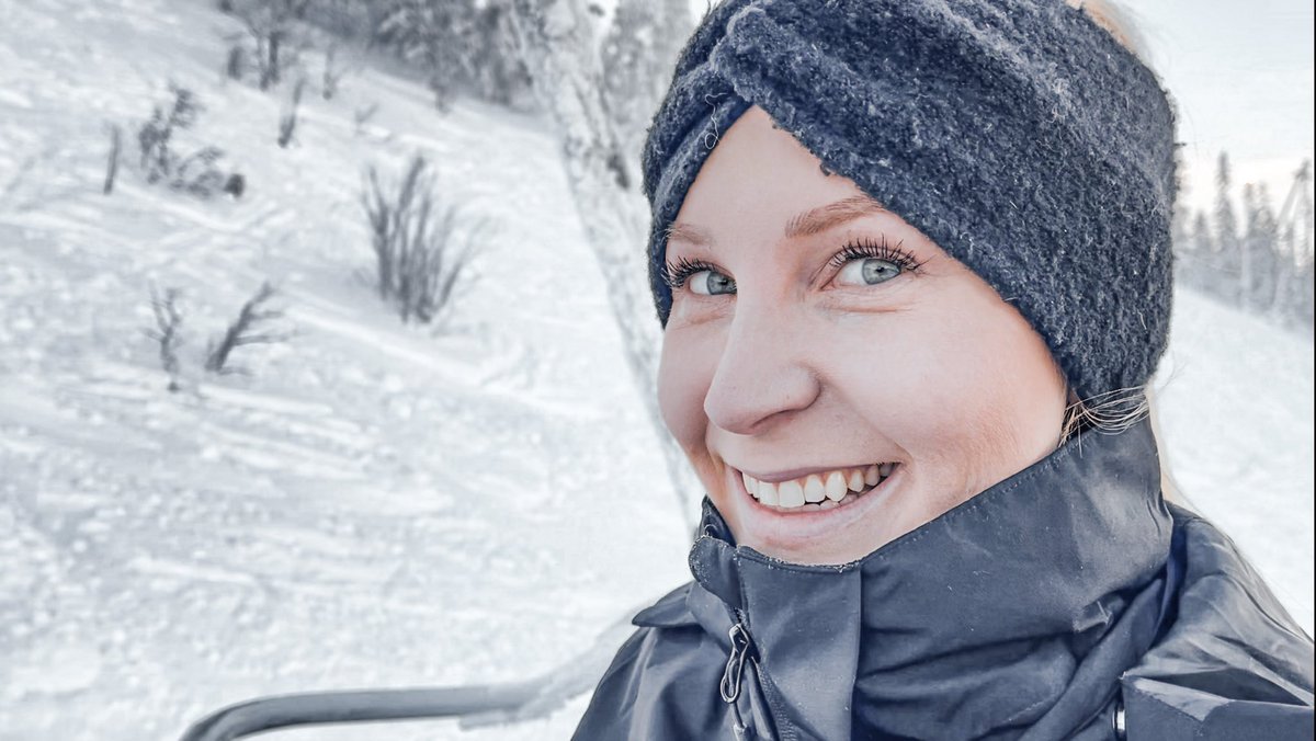 🥶🥶🥶 extreme cold helicopter ride. It was amazing tho! Take a look at our gorgeous snowy mountains. 
youtu.be/awpWkUSD4a0