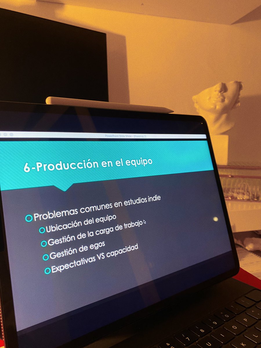 festimagames's tweet photo. So it has officially begin! ✨

We are doing our first session with @DavidJaumandreu about videogame’s production ⚡️ @RocketGamesDev #PowerUp 🚀 https://t.co/rN1bXFARgG
