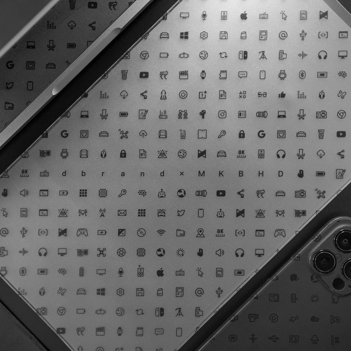 ZONEofTECH's tweet image. Shoutout to @MKBHD for creating my favourite skin ever!

Can’t wait to apply this on some of my next devices!
.
.
.
#Icons #MKBHD #MKBHDIcons #dBrand #NotSponsored