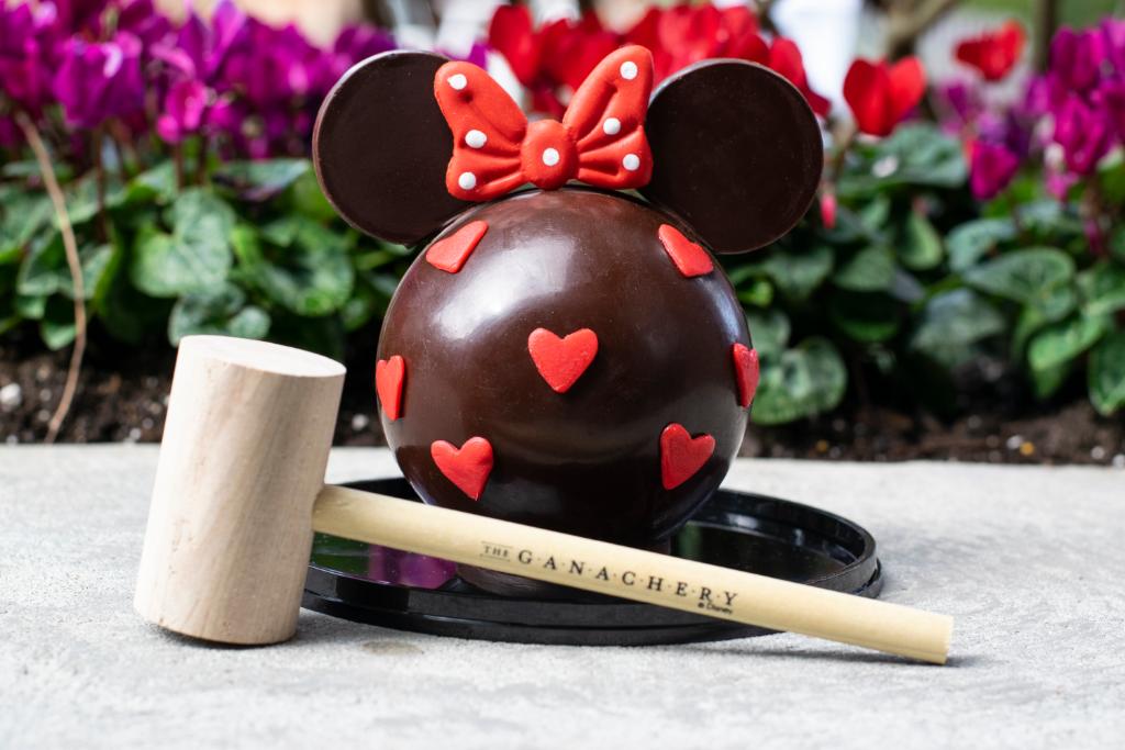 WaltDisneyWorld's tweet photo. Valentine’s Day is right around the corner, and our chefs and candy makers from around the world have been busy creating fun and delicious offerings to celebrate this season of love! ❤️ Take a look: https://t.co/iipPCf7mag https://t.co/fHNfXlWf3c