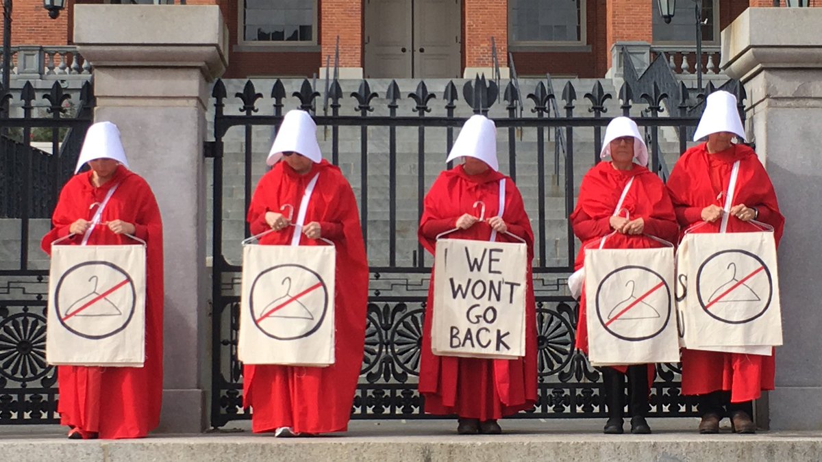 bostonredcloaks's tweet photo. #MarchForActualLives We won't go back.
Legal. Safe. Free. #abortionishealthcare #repealHydeAmendment #endgagrule #nobansnobarriers https://t.co/uGXlOX6AQh